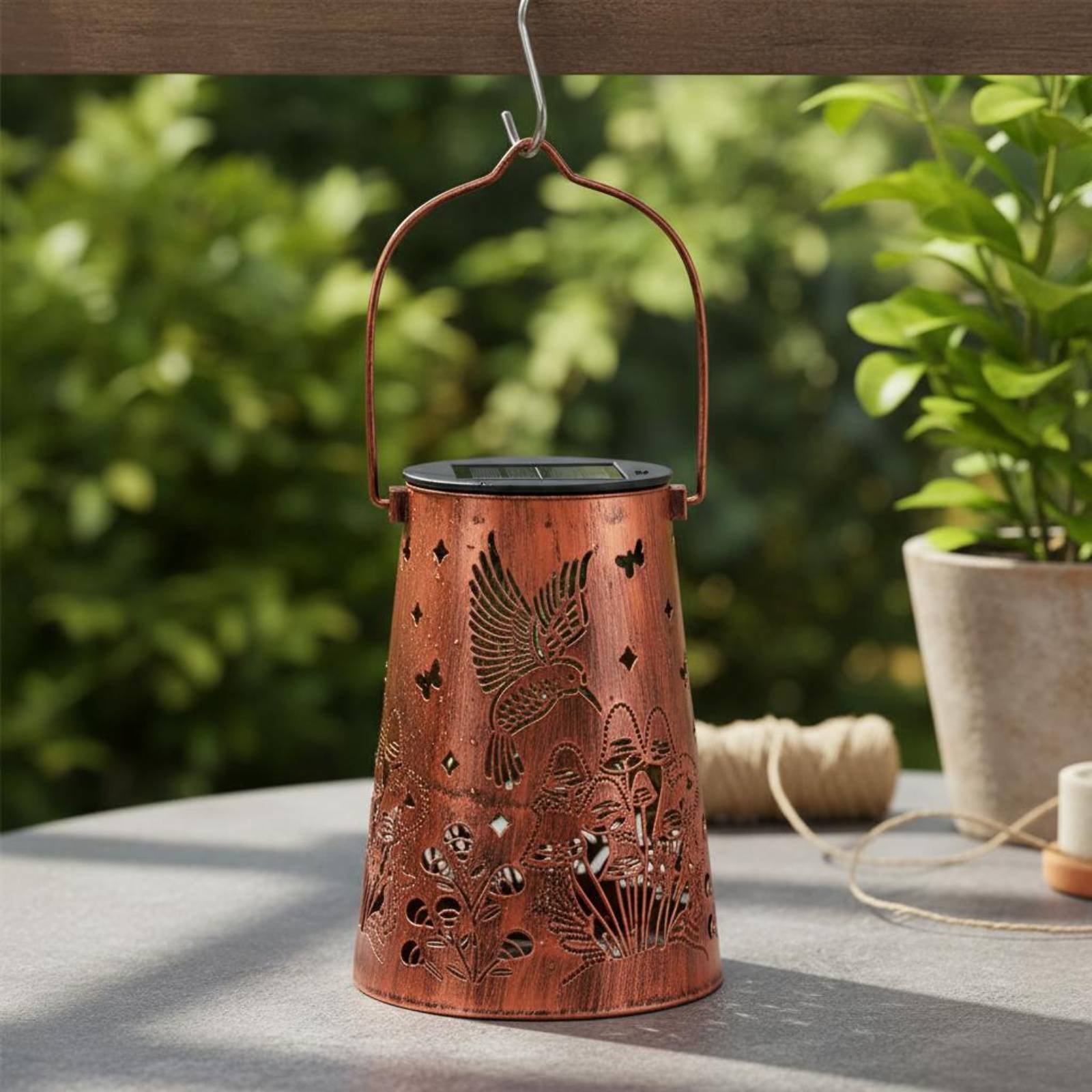 花柄ガーデンランタンパターンガーデン照明器具自動オン/オフ錬 - Outdoor Lighting Battery のレビューと価格