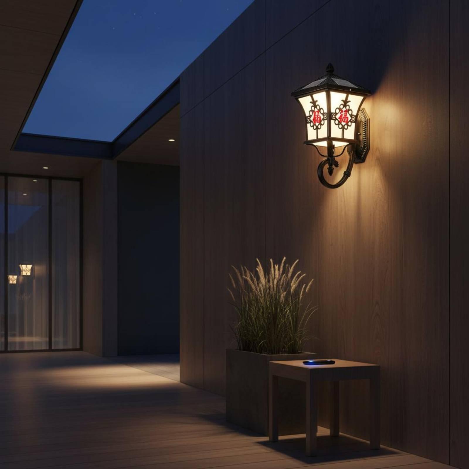 ソーラーLED屋外壁掛けランプ エレガントなランタン 防水ガ - Outdoor Lighting Patio のレビューと価格