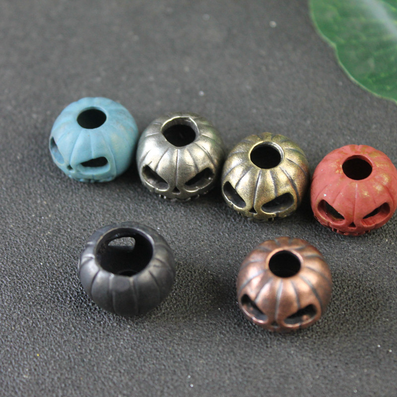 ハロウィンカボチャの頭蓋骨の顔ランタン EDC 真鍮ナイフビ - Outdoor Lighting Pendant のレビューと価格