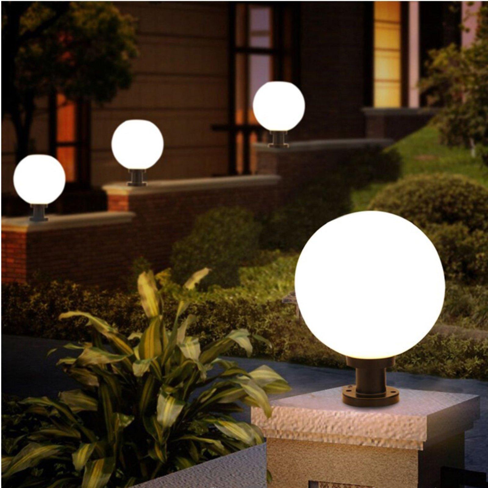 夕暮れから夜明けまで使える屋外照明ランプ 球形ソーラーポスト - Outdoor Lighting Pathway のレビューと価格